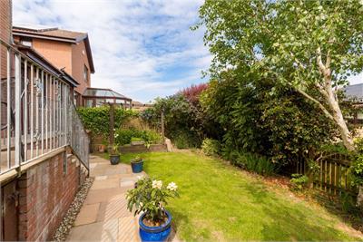 26 Galachlawside, Edinburgh, EH10 7JG - image 10