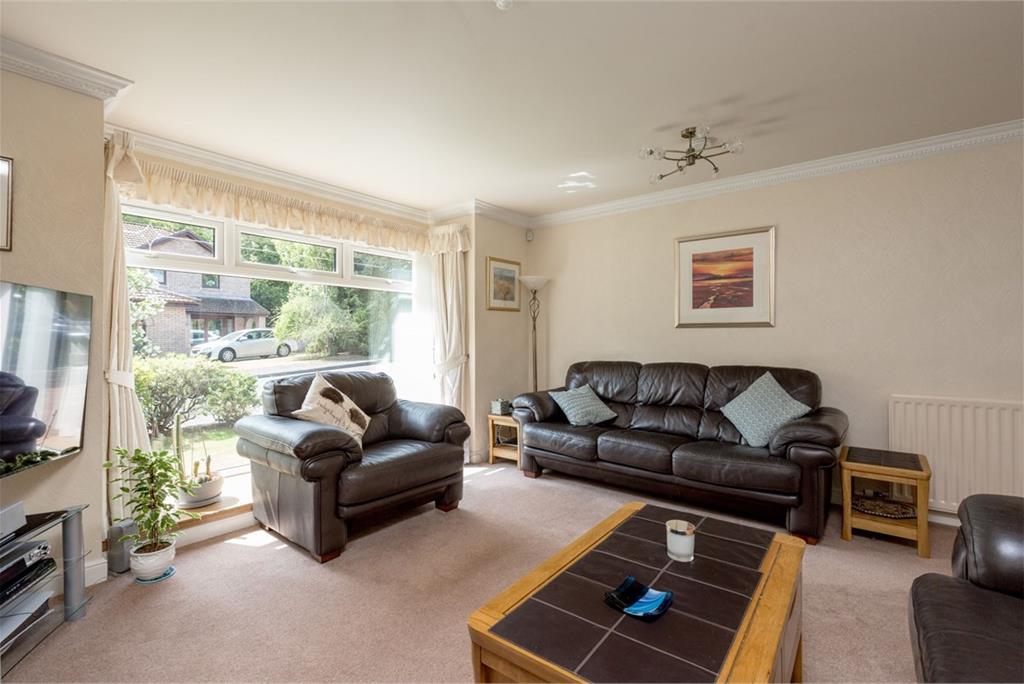 26 Galachlawside, Edinburgh, EH10 7JG - image 1