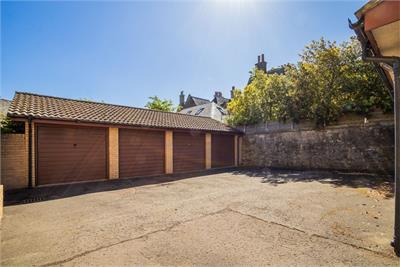 34/2 East Fettes Avenue, Fettes, Edinburgh, EH4 1RE - image 13