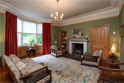 7 Eskside West, Musselburgh, East Lothian, EH21 6HZ - image 2