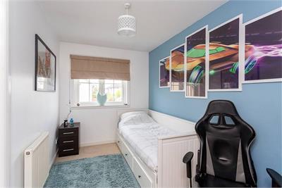 6 Gillespie Grove, , Kirkcaldy, KY2 6ZU - image 15