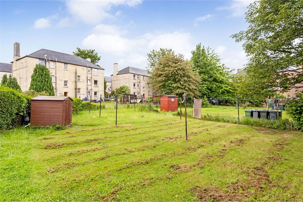 10/3 Hutchison Road, Chesser, Edinburgh, EH14 1RB - image 8