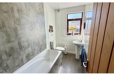 6 Braeside Crescent,
Castle Douglas,
DG7 1BW - image 7