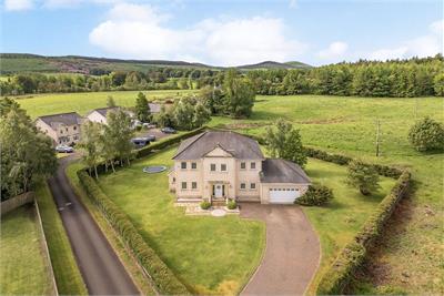 17 Carmaben Brae, Dolphinton, West Linton, EH46 7HF - image 1