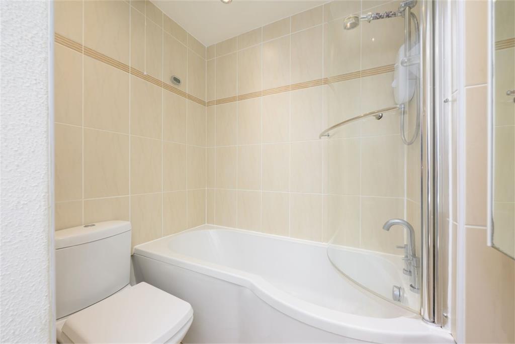 131 Brucefield Avenue, Dunfermline, KY11 4SU - image 19