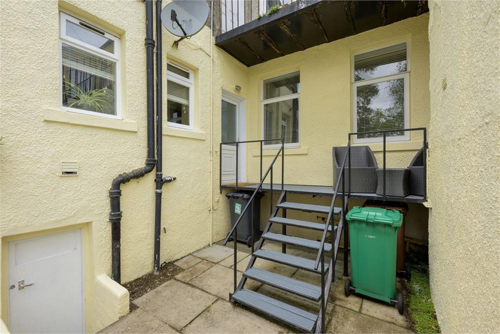 131 Brucefield Avenue, Dunfermline, KY11 4SU - image 23