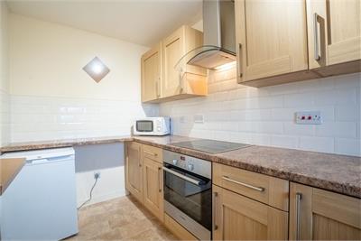 29 Hollywood, Largs, KA30 8SR - image 9
