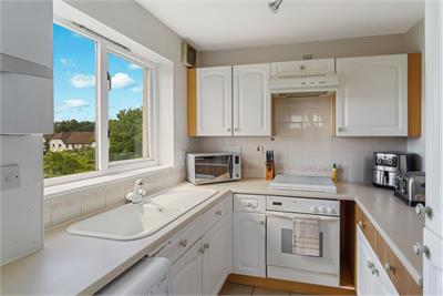 227-6 Gogarloch Syke, Edinburgh, EH12 9JF - image 3
