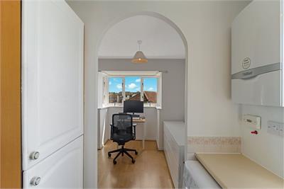 227-6 Gogarloch Syke, Edinburgh, EH12 9JF - image 5