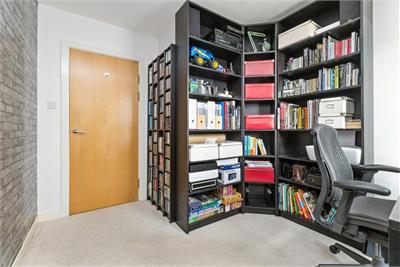 8/10 Western Harbour Terrace, Edinburgh, EH6 6JN - image 16