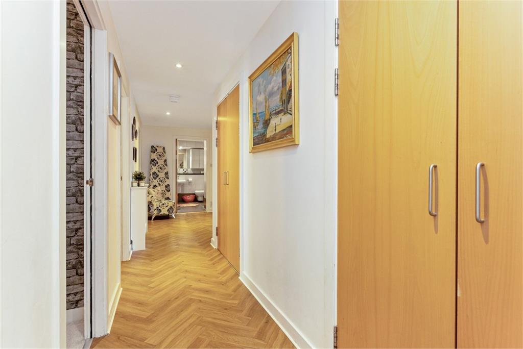 8/10 Western Harbour Terrace, Edinburgh, EH6 6JN - image 19