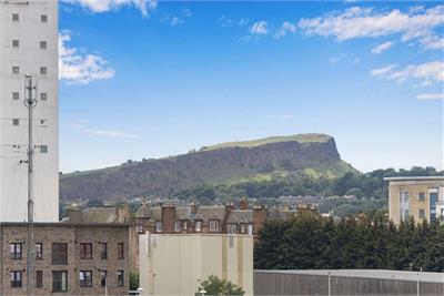 8/10 Western Harbour Terrace, Edinburgh, EH6 6JN - image 22