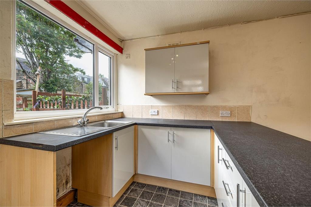 58 St Andrew Street, Galashiels, TD1 1DY - image 9