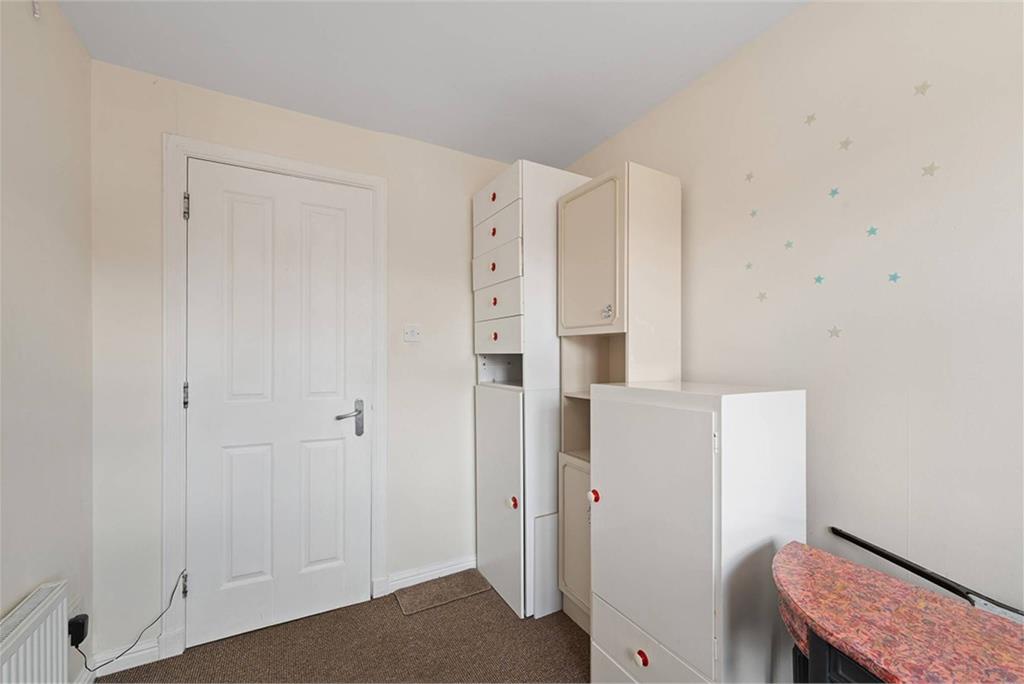 16 Fernieside Place, Moredun, Edinburgh, EH17 7LF - image 18