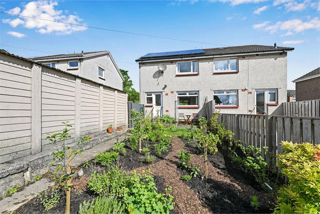 10 Silverburn Drive, Penicuik, Midlothian, EH26 9AQ - image 16