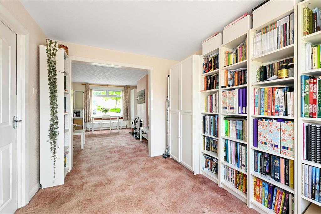 10 Silverburn Drive, Penicuik, Midlothian, EH26 9AQ - image 6