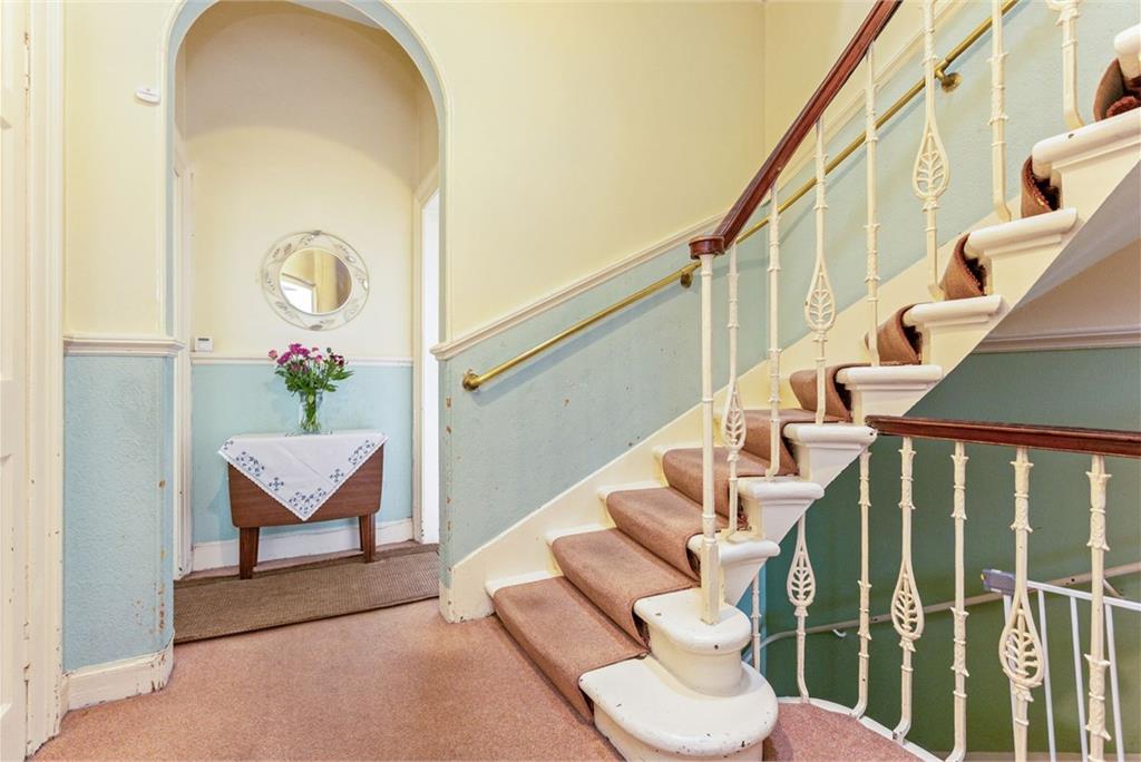 1 Vanburgh Place, Edinburgh, EH6 8AE - image 11