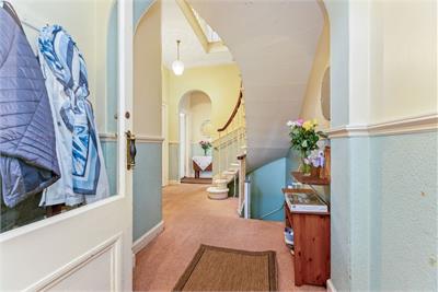 1 Vanburgh Place, Edinburgh, EH6 8AE - image 3