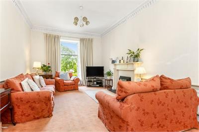 1 Vanburgh Place, Edinburgh, EH6 8AE - image 4