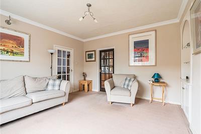 23 Whitecraig Gardens,
Whitecraig,
Musselburgh,
EH21 8NR - image 3