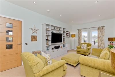 9 Lady Foulis Road,
Foodieash,
Cupar,
KY15 4FA - image 4