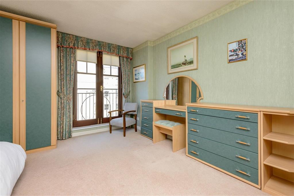 17 Huntingdon Place,
Bellevue,
Edinburgh,
EH7 4AX - image 14