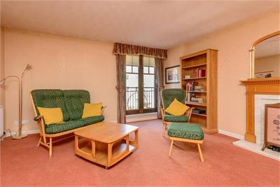 17 Huntingdon Place,
Bellevue,
Edinburgh,
EH7 4AX - image 3