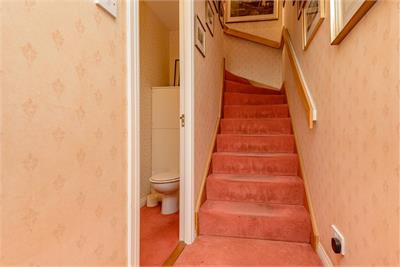 17 Huntingdon Place,
Bellevue,
Edinburgh,
EH7 4AX - image 28