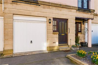 17 Huntingdon Place,
Bellevue,
Edinburgh,
EH7 4AX - image 31