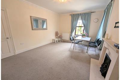 38b Eastfield Road, Dumfries, DG1 2EQ - image 6
