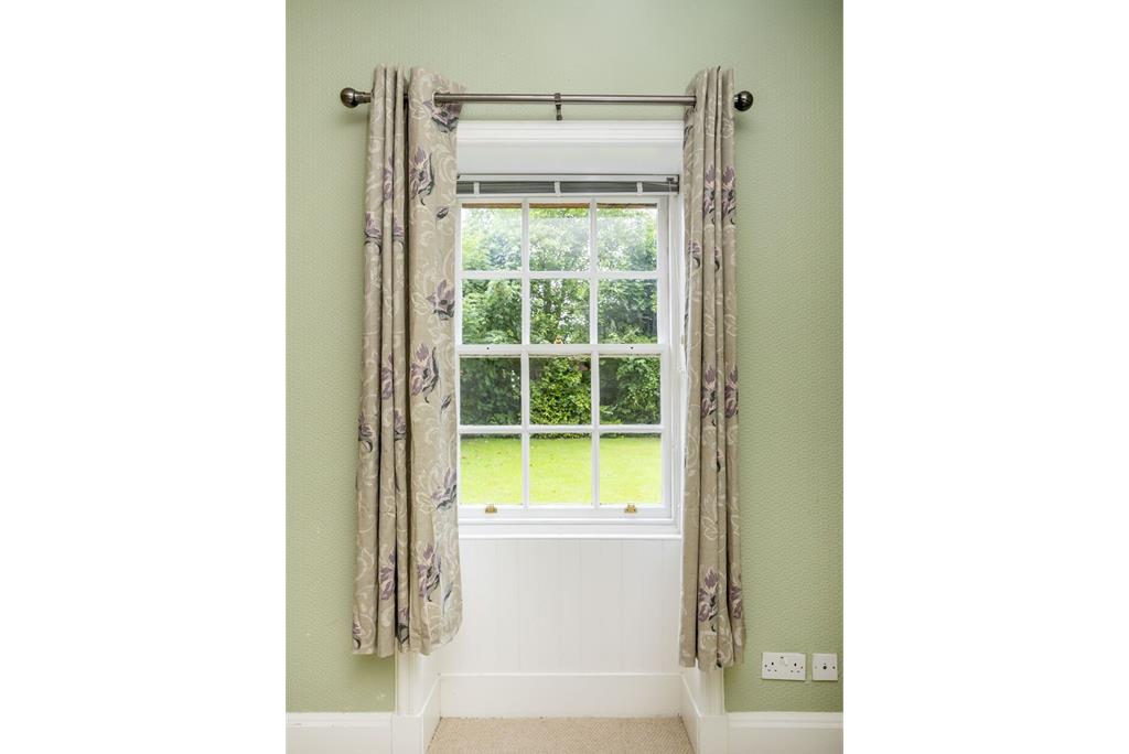 52/5 Spylaw Bank Road - image 4