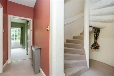 52/5 Spylaw Bank Road - image 5
