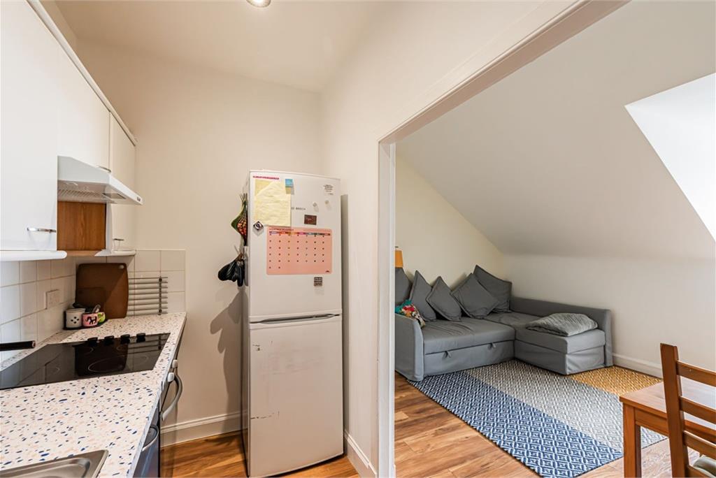 6/28 Drummond Street, Edinburgh, EH8 9TU - image 12