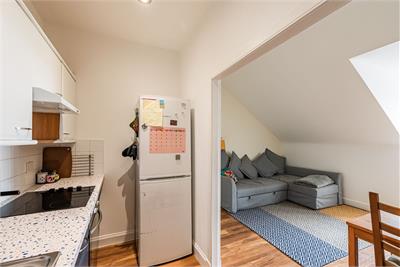 6/28 Drummond Street, Edinburgh, EH8 9TU - image 12