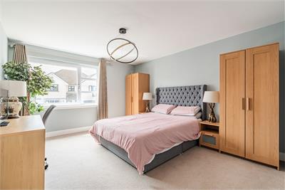 18 Burnbrae Grove, Edinburgh, EH12 8BF - image 14