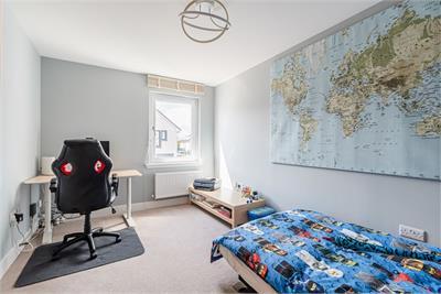 18 Burnbrae Grove, Edinburgh, EH12 8BF - image 16
