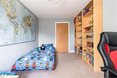 18 Burnbrae Grove, Edinburgh, EH12 8BF - image 17