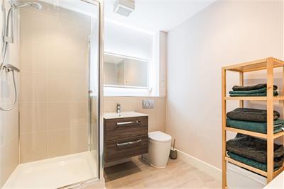 18 Burnbrae Grove, Edinburgh, EH12 8BF - image 22