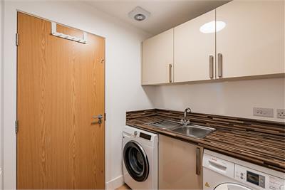 18 Burnbrae Grove, Edinburgh, EH12 8BF - image 24