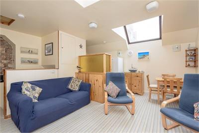 11 Old Granary, Harbour Terrace, North Berwick, EH39 4JW - image 4