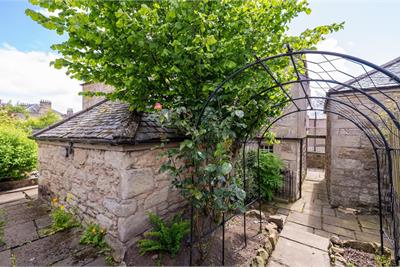 The Old Bank House,
24 Newtown Street,
Duns,
TD11 3DT - image 36