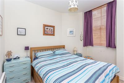 32 Upper Gray Street,
Edinburgh,
EH9 1SW - image 5