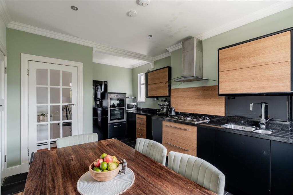 21 Hailes Grove, Edinburgh, EH13 0NE - image 14