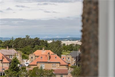 21 Hailes Grove, Edinburgh, EH13 0NE - image 15