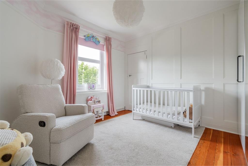 21 Hailes Grove, Edinburgh, EH13 0NE - image 5