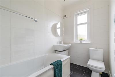 21 Hailes Grove, Edinburgh, EH13 0NE - image 6