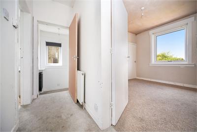 74 Boswall Parkway, Edinburgh, EH5 2BX - image 12