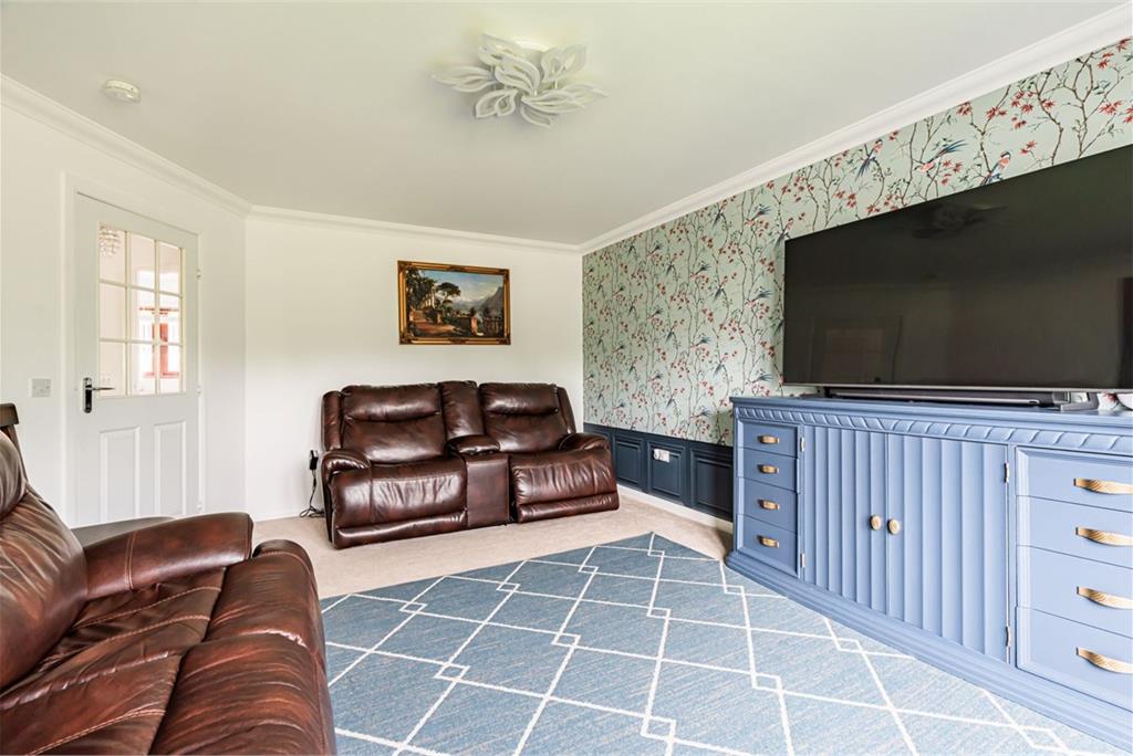 11 Bannockrigg Terrace, Bonnyrigg, EH19 3QT - image 3