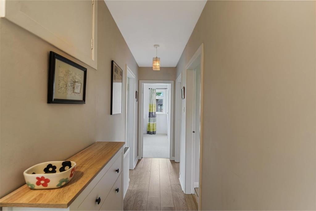 17, Flat 4 (1F2), Orchard Brae Gardens, Edinburgh, EH4 2HQ - image 7