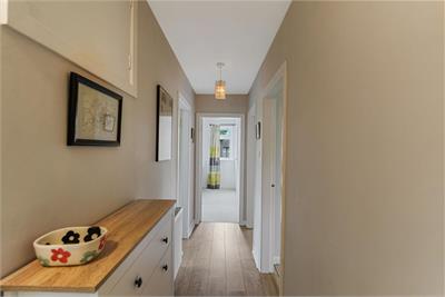 17, Flat 4 (1F2), Orchard Brae Gardens, Edinburgh, EH4 2HQ - image 7